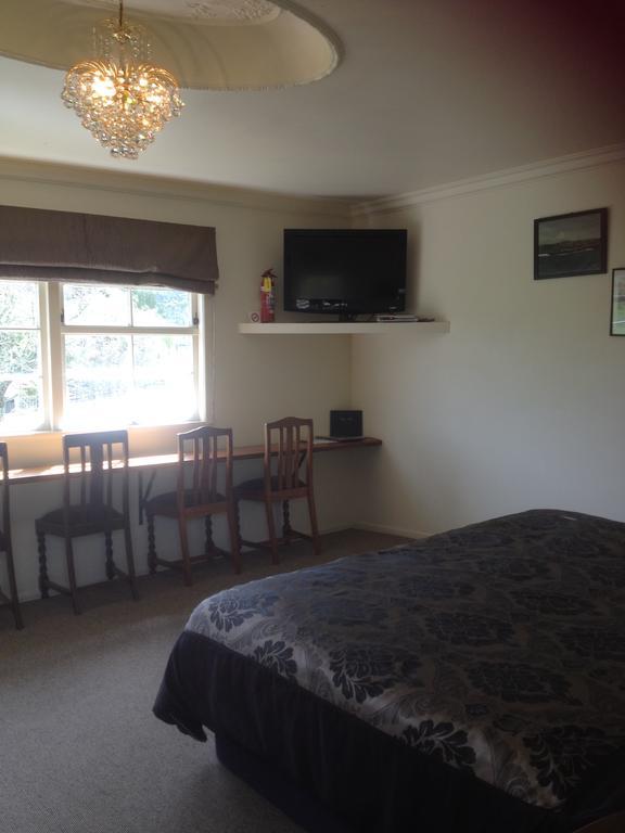 Woodlyn Park Motel Waitomo Caves Esterno foto